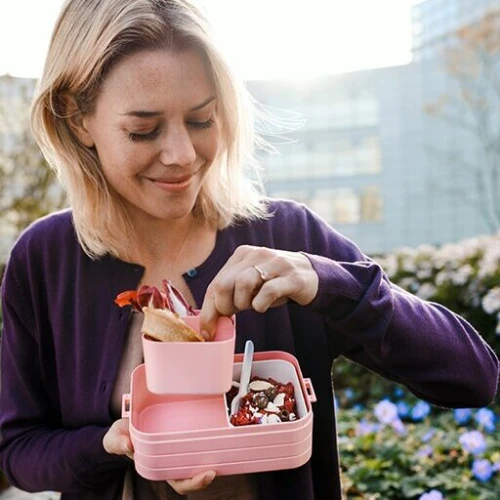 Mepal Bento Lunch Box Take A Break Midi - Nordic Pink 4 Mepal Bento Lunch Box Take A Break Midi - Nordic Pink - Image 2