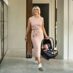 Nuna Car Seat Arra™ Next Caviar -Baby Product 16 015d1bb5 750b 4b34 8851 f10baabf75ce