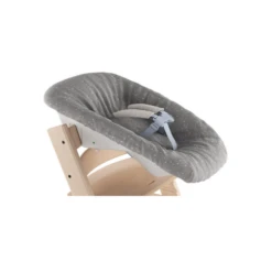 Stokke Tripp Trapp® Newborn Cover Sweet Hearts -Baby Product 4 a0092993 ed74 4add ae87 475e83ffe2af
