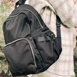 Storksak Hero ECO Changing Backpack - Black 11 Storksak Hero ECO Changing Backpack - Black -Baby Product 8 abc5bb66 ad25 417e 9029 24577c140b52