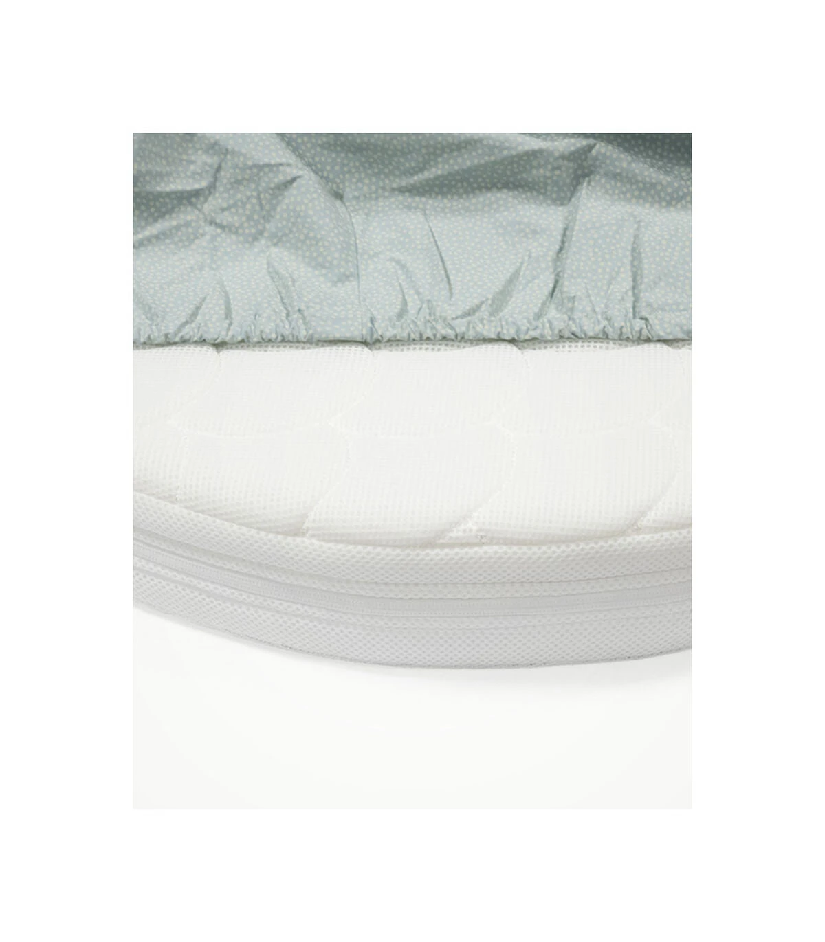 Stokke® Sleepi™ Bed Fitted Sheet V3 Dots Sage 5 Stokke® Sleepi™ Bed Fitted Sheet V3 Dots Sage - Image 3